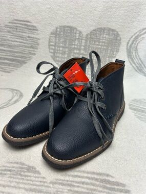 Deer Stags Boys Freeport Jr. Dress Comfort Chukka Boot, Navy, Size: 2 M MSRP $80